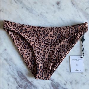 NWT! Skatie bottoms in Cheryl